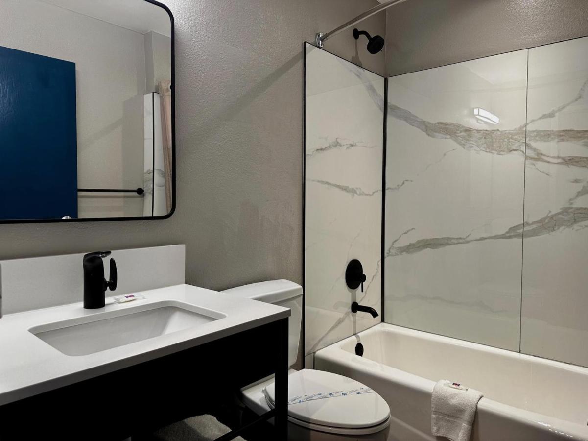 Motel 6 Indianapolis Carmel المظهر الخارجي الصورة