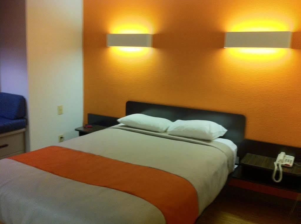 Motel 6 Indianapolis Carmel المظهر الخارجي الصورة