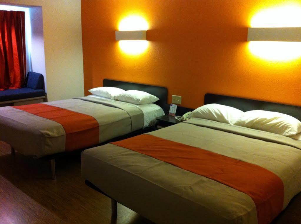 Motel 6 Indianapolis Carmel المظهر الخارجي الصورة