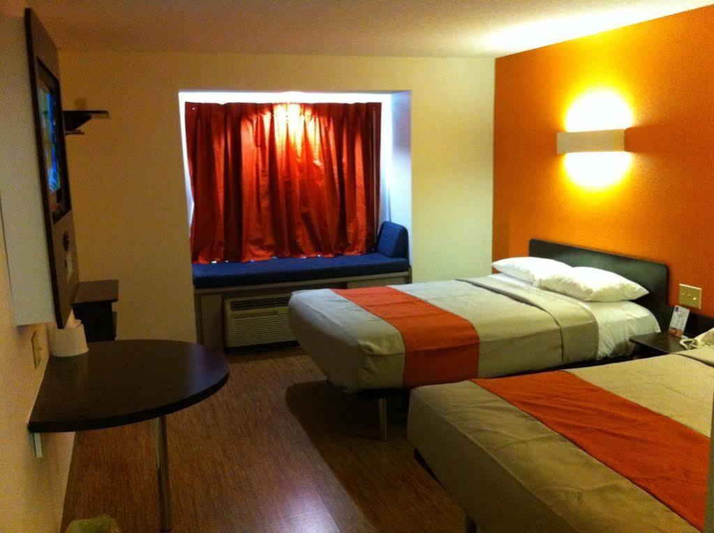 Motel 6 Indianapolis Carmel المظهر الخارجي الصورة